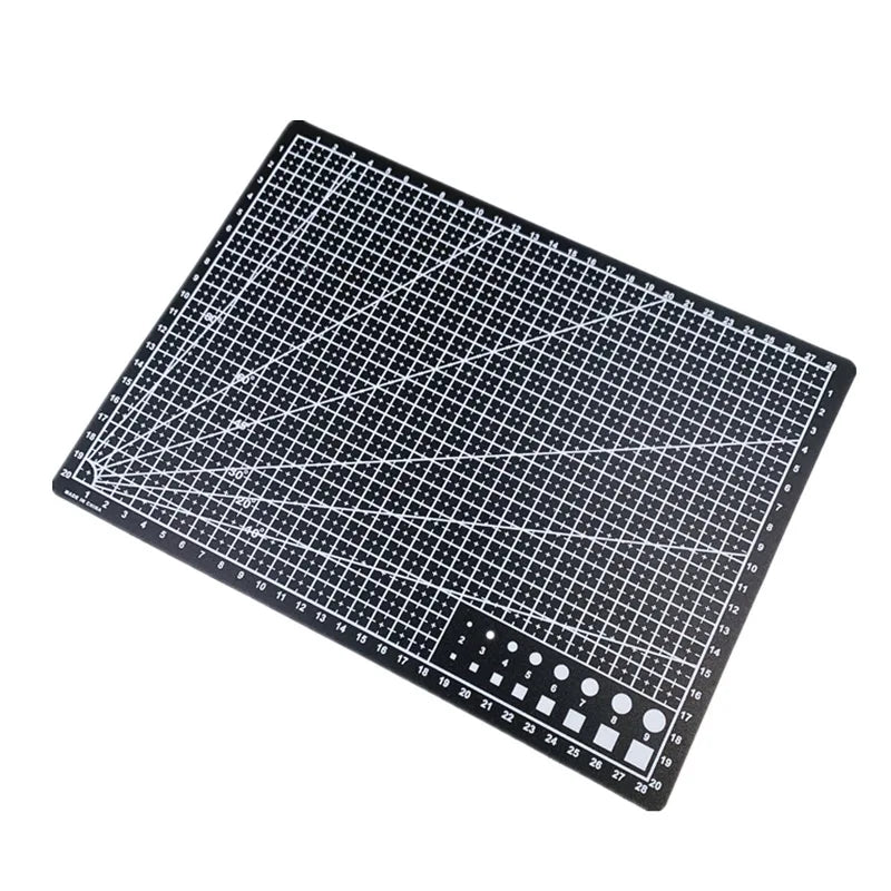 Durable A3 / A4 / A5 Multifunctional Cutting Mat DIY Handicraft Art High Elasticity Toughness